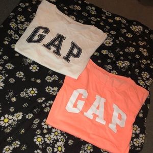 2 gap shirts